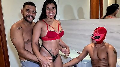 Brazilian slut doing lot of anal sex with black cocks for Jr Doidera to film